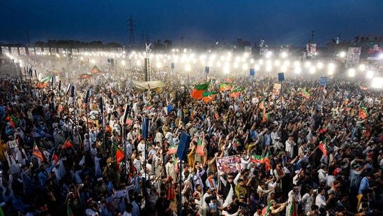 Why Pakistan’s Opposition Is Rising Against the 27th Amendment